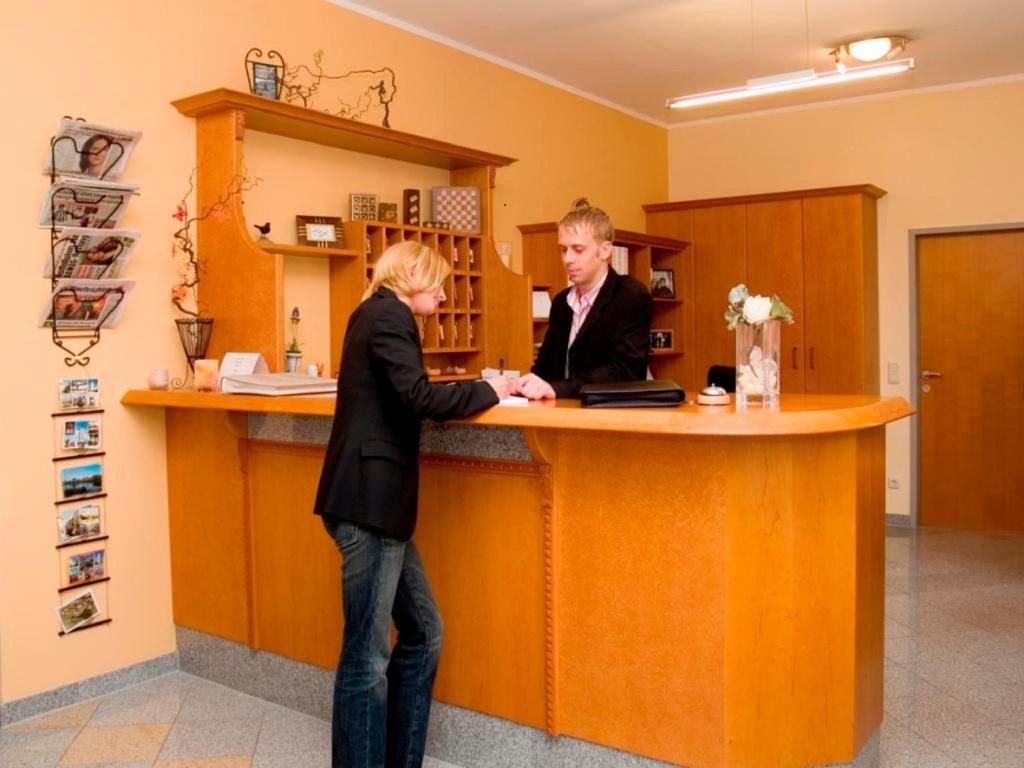 אנס Pension Zum Romer מראה חיצוני תמונה